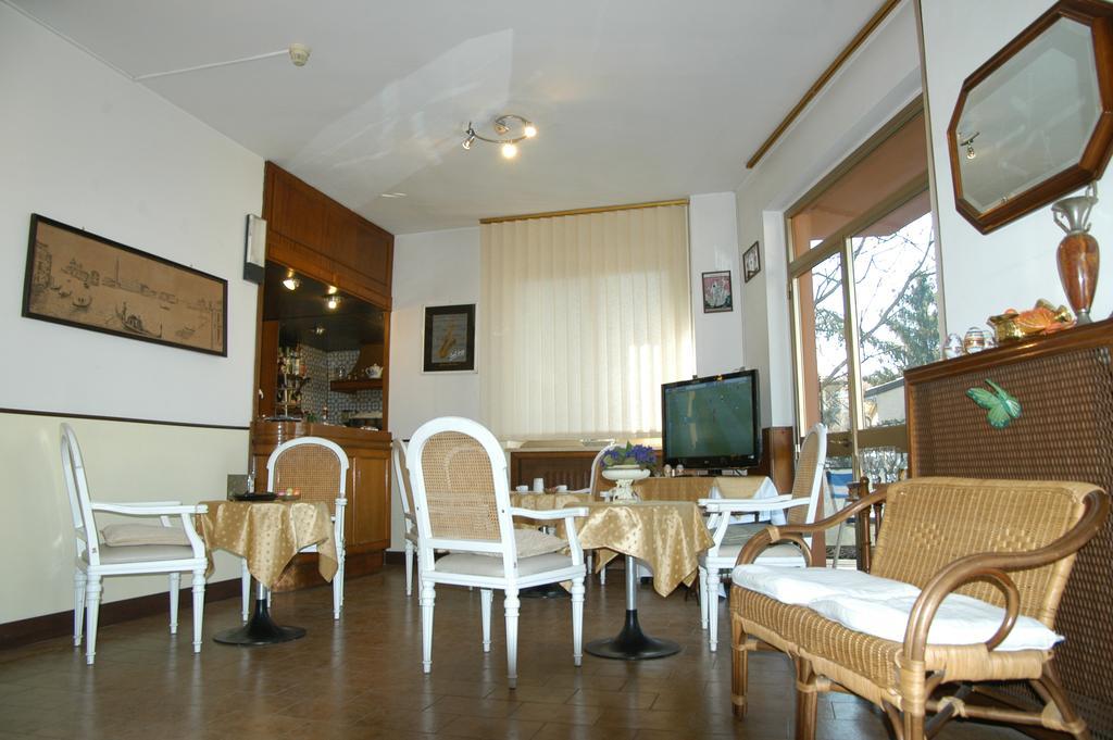 Hotel Amica à Salsomaggiore Terme Extérieur photo